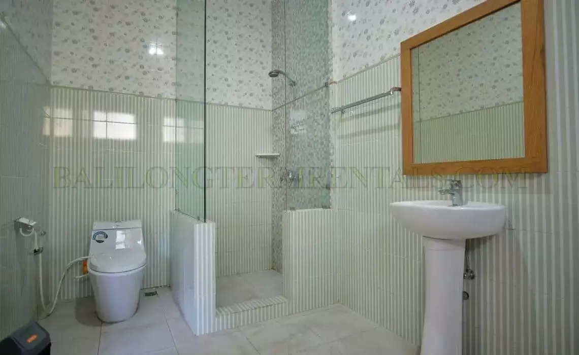 Villa 600m² in Indonesia, Canggu-Seseh. Priced at 3617$ rent photo-11