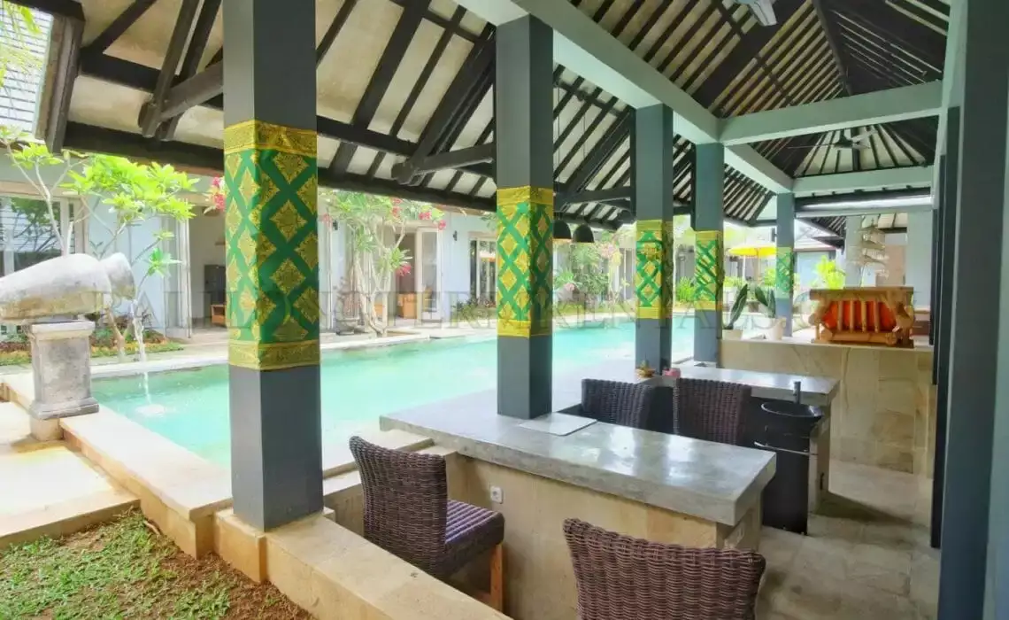 Villa 1000m² in Indonesia, Sanur. Priced at 5083$ rent photo-15