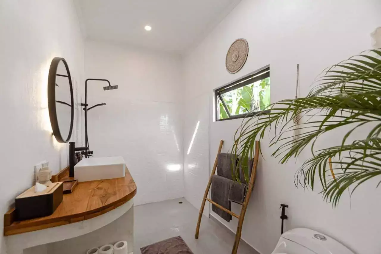 Villa 250m² in Indonesia, Kerobokan. Priced at 4836$ rent photo-15