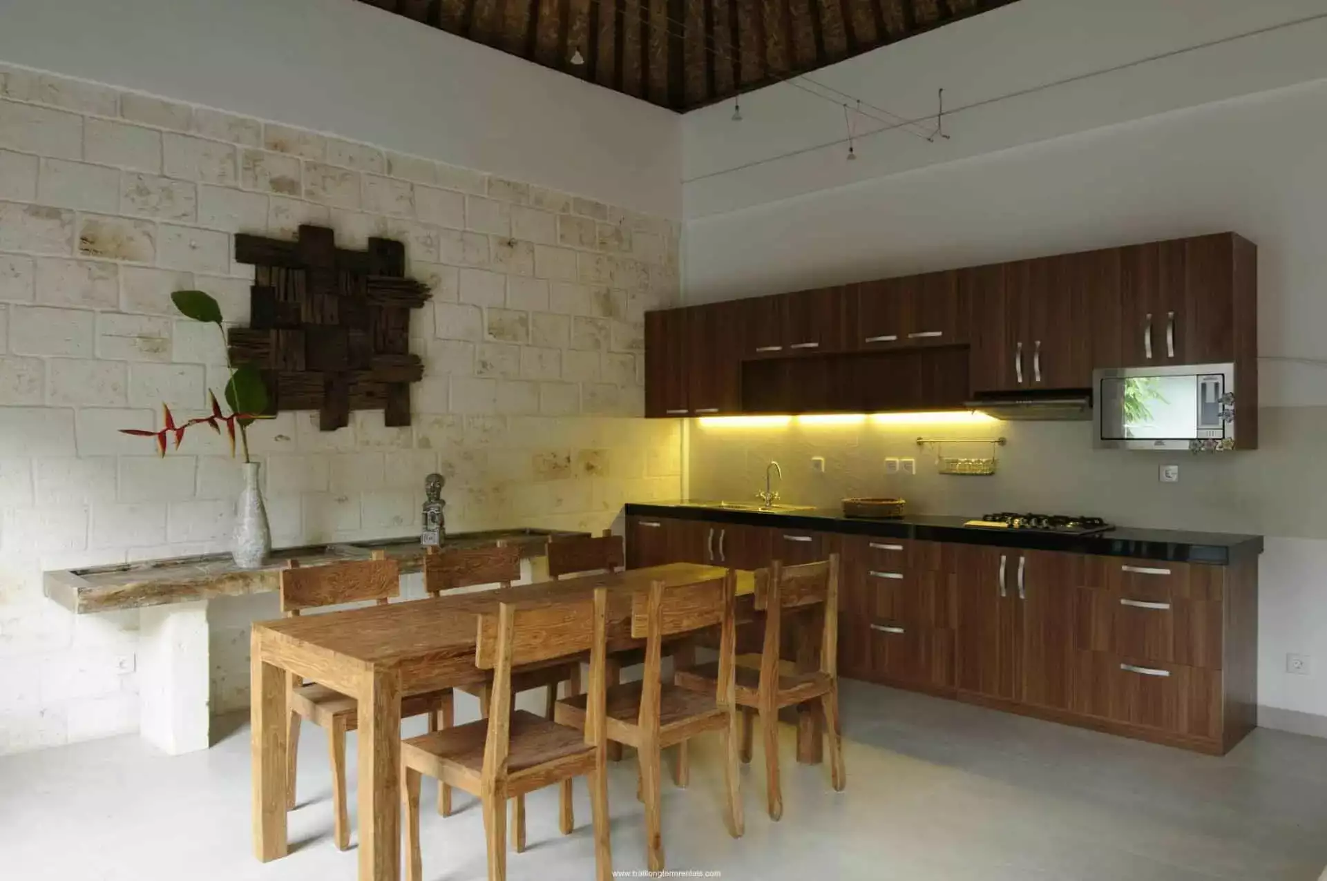 Villa 300m² in Indonesia, Sanur. Priced at 853$ rent photo-6