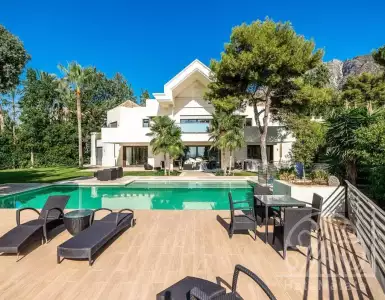 Арендовать villa в Spain 15000€