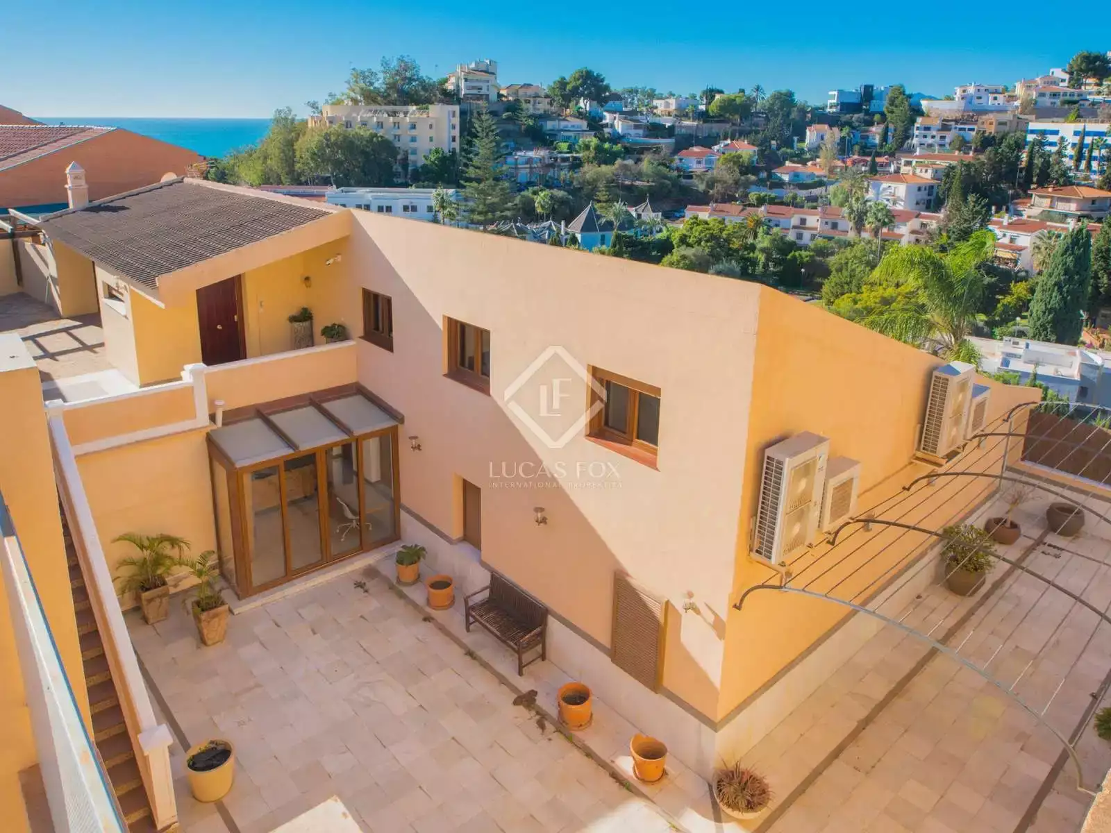 House 728m² in Spain, Malaga. Priced at 1834012£ rent photo-9
