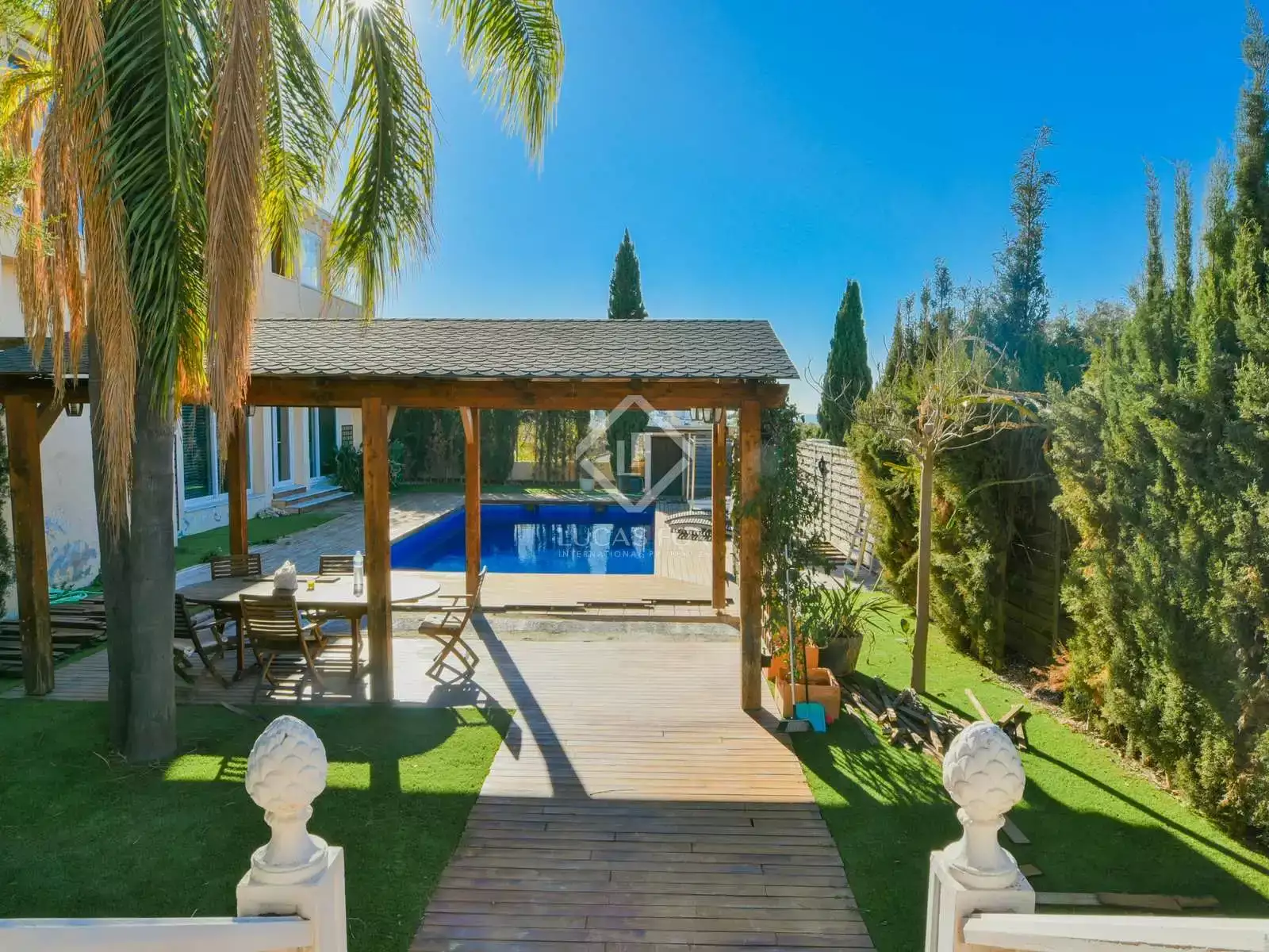 House 728m² in Spain, Malaga. Priced at 1834012£ rent photo-12