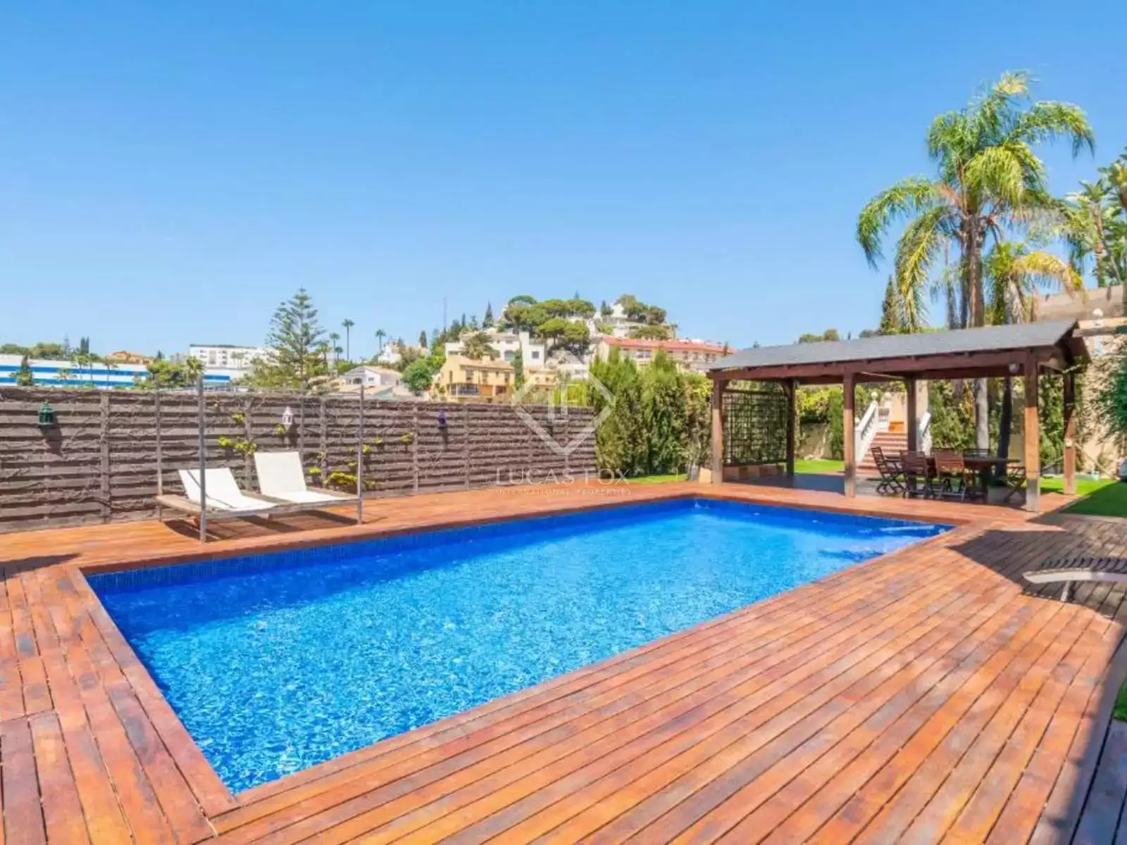 House 728m² in Spain, Malaga. Priced at 1834012£ rent photo-15