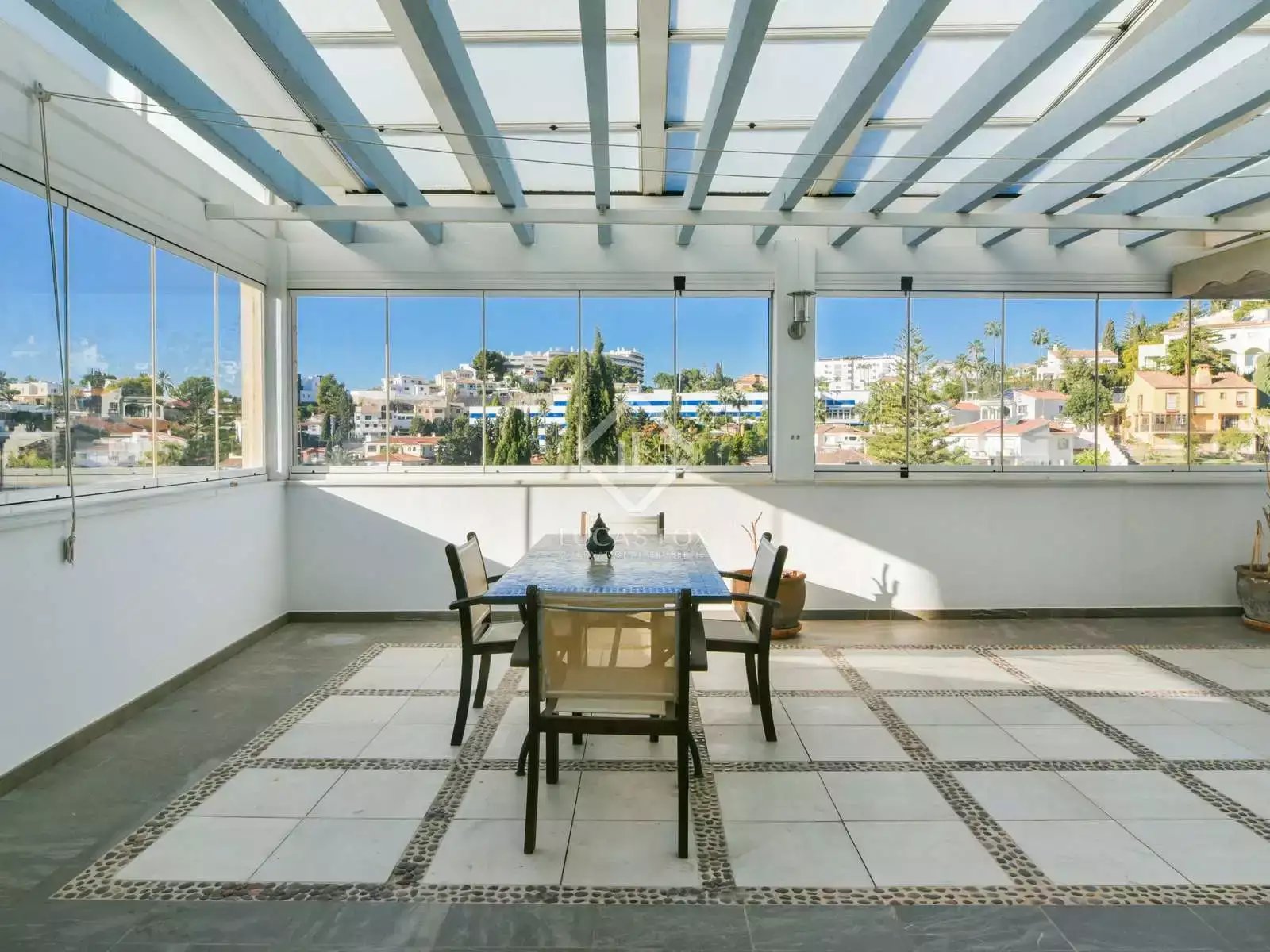 House 728m² in Spain, Malaga. Priced at 1834012£ rent photo-19