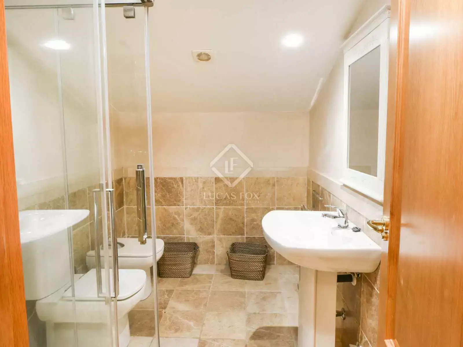 House 728m² in Spain, Malaga. Priced at 1834012£ rent photo-42