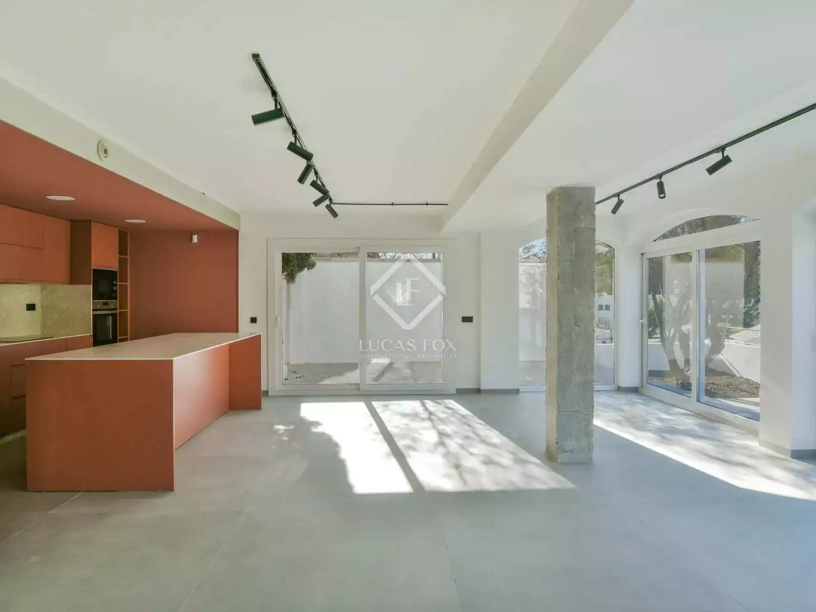 House 728m² in Spain, Malaga. Priced at 1834012£ rent photo-50