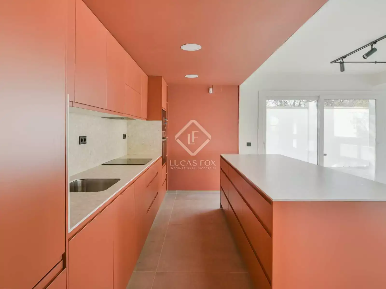 House 728m² in Spain, Malaga. Priced at 1834012£ rent photo-54