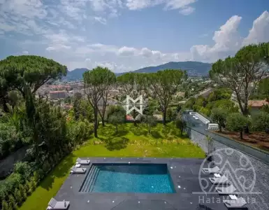 Арендовать villa в France 13000€