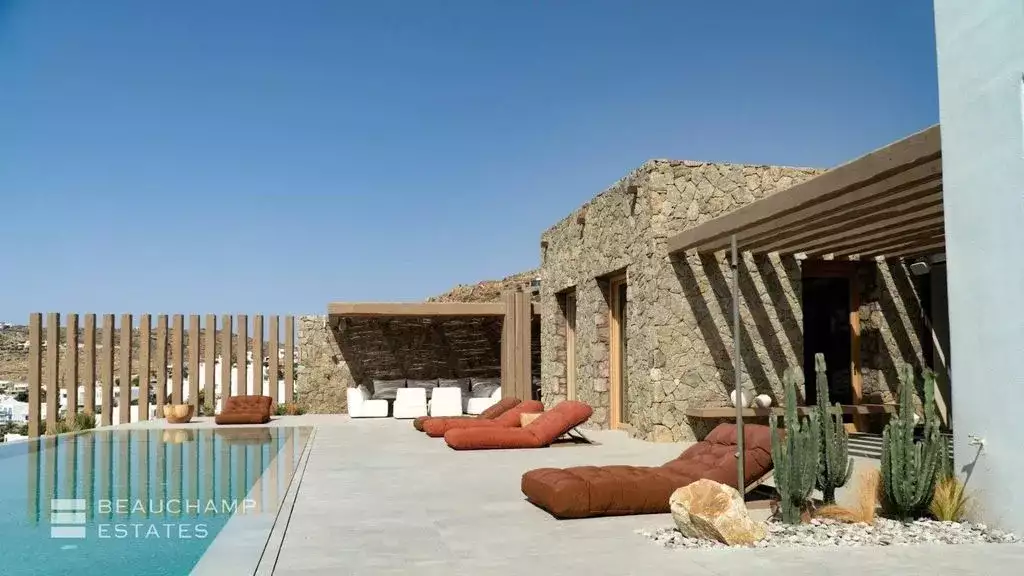 Villa 500m² in Greece, Mykonos. Priced at 37400€ rent photo-4