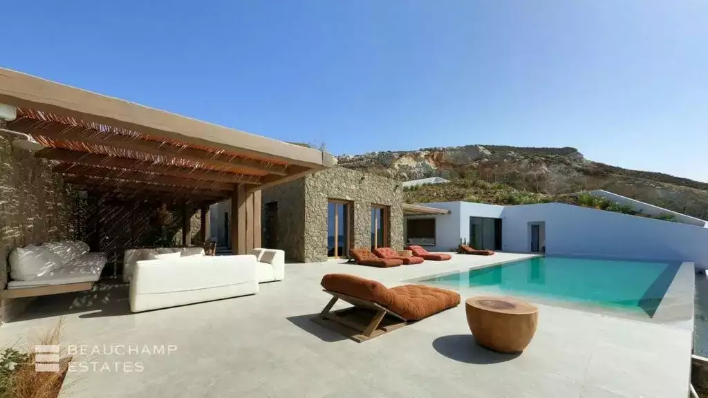 Villa 500m² in Greece, Mykonos. Priced at 37400€ rent photo-5