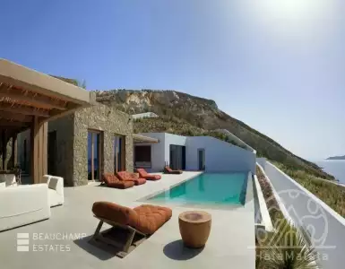 Арендовать villa в Greece 37400€