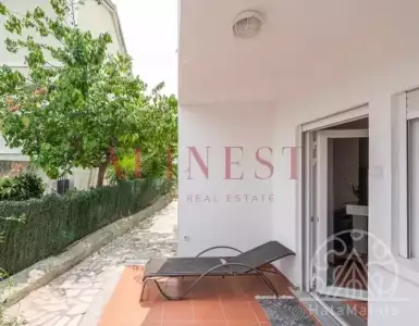 Rent in Portugal for 2100€