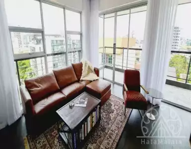 Rent in Thailand for 4610€