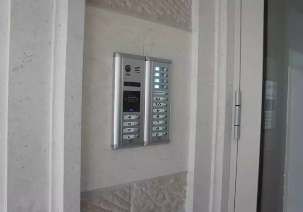 Flat 85m² in Montenegro, Rafailovici. Priced at 530000€ rent photo-20