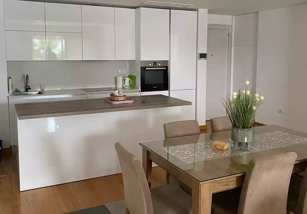 Flat 85m² in Montenegro, Rafailovici. Priced at 530000€ rent photo-6