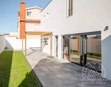 Арендовать дом в Португалии 3750€