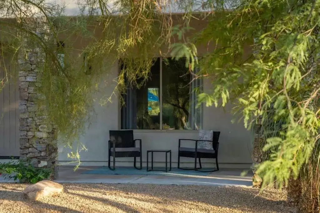 House 301m² in USA, Scottsdale. Priced at 10160€ rent photo-2