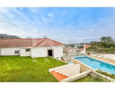 Арендовать дом в Португалии 2000€