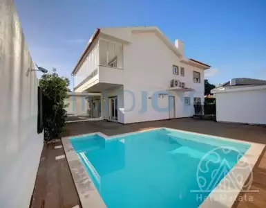 Арендовать дом в Португалии 7500€