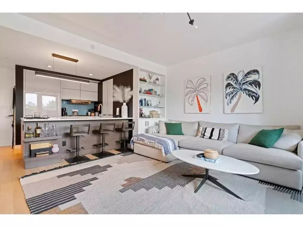Other Properties 69m² in USA, Brooklyn. Priced at 5540€ rent photo-3