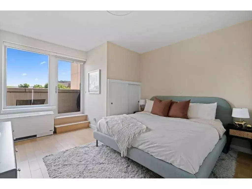 Other Properties 69m² in USA, Brooklyn. Priced at 5540€ rent photo-4