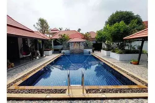 Other Properties 588m² in Thailand, Pattaya. Priced at 296342£ rent photo-3