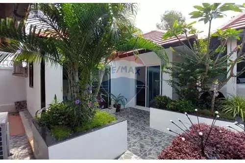 Other Properties 588m² in Thailand, Pattaya. Priced at 296342£ rent photo-20