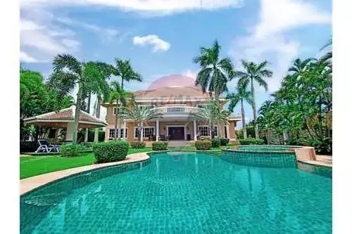 Other Properties 1188m² in Thailand, Pattaya. Priced at 471952£ rent photo-1