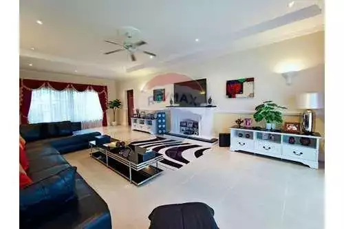 Other Properties 1188m² in Thailand, Pattaya. Priced at 471952£ rent photo-14