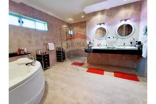 Other Properties 1188m² in Thailand, Pattaya. Priced at 471952£ rent photo-24