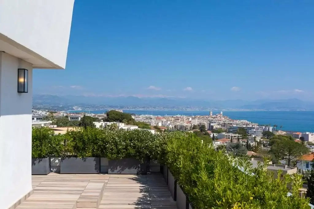 Flat 142m² in France, Antibes. Priced at 2856832£ rent photo-4