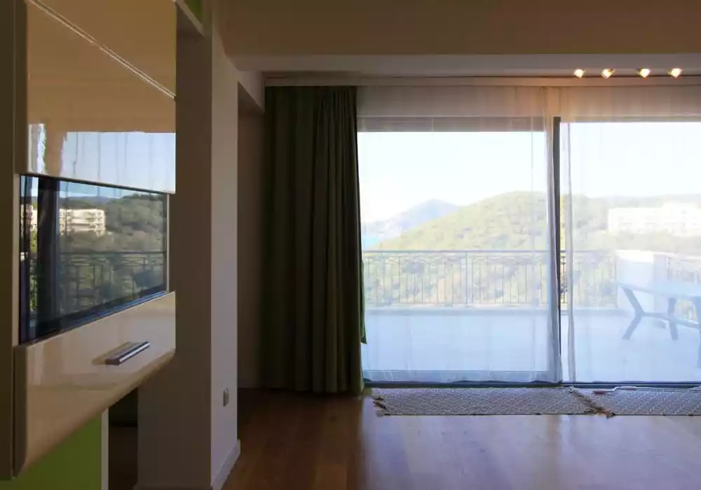 Flat 120m² in Montenegro, Sveti Stefan. Priced at 300000€ rent photo-3