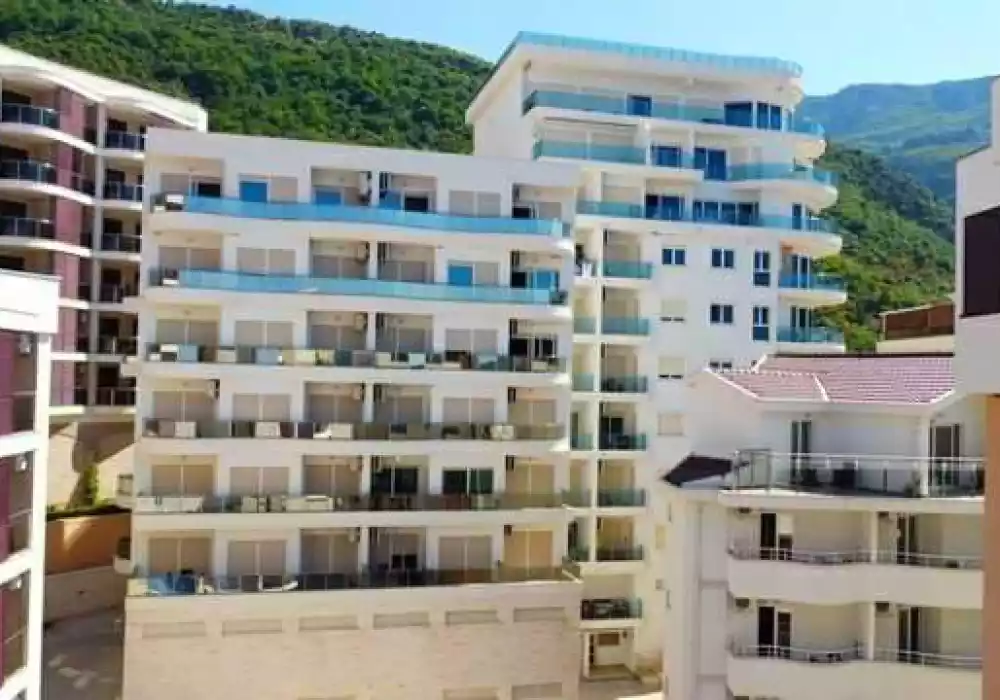 Flat 76m² in Montenegro, Becici. Priced at 240000€ rent photo-7