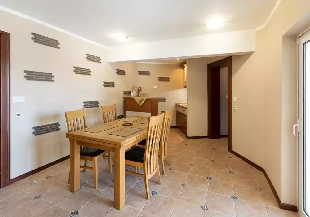 Villa 414m² in Montenegro, Rezevici. Priced at 850000€ rent photo-18