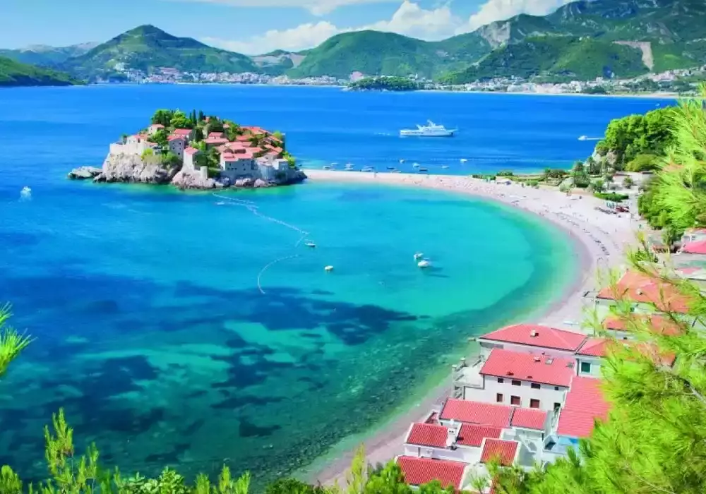 Villa 535m² in Montenegro, Sveti Stefan. Priced at 2300000€ rent photo-1