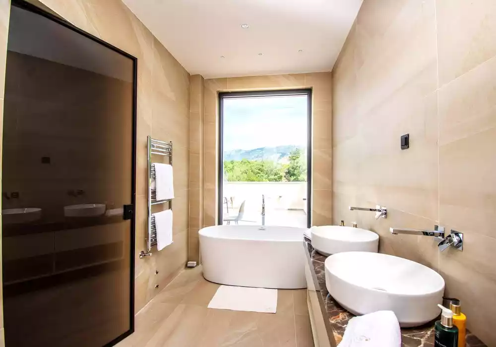 Villa 535m² in Montenegro, Sveti Stefan. Priced at 2300000€ rent photo-13