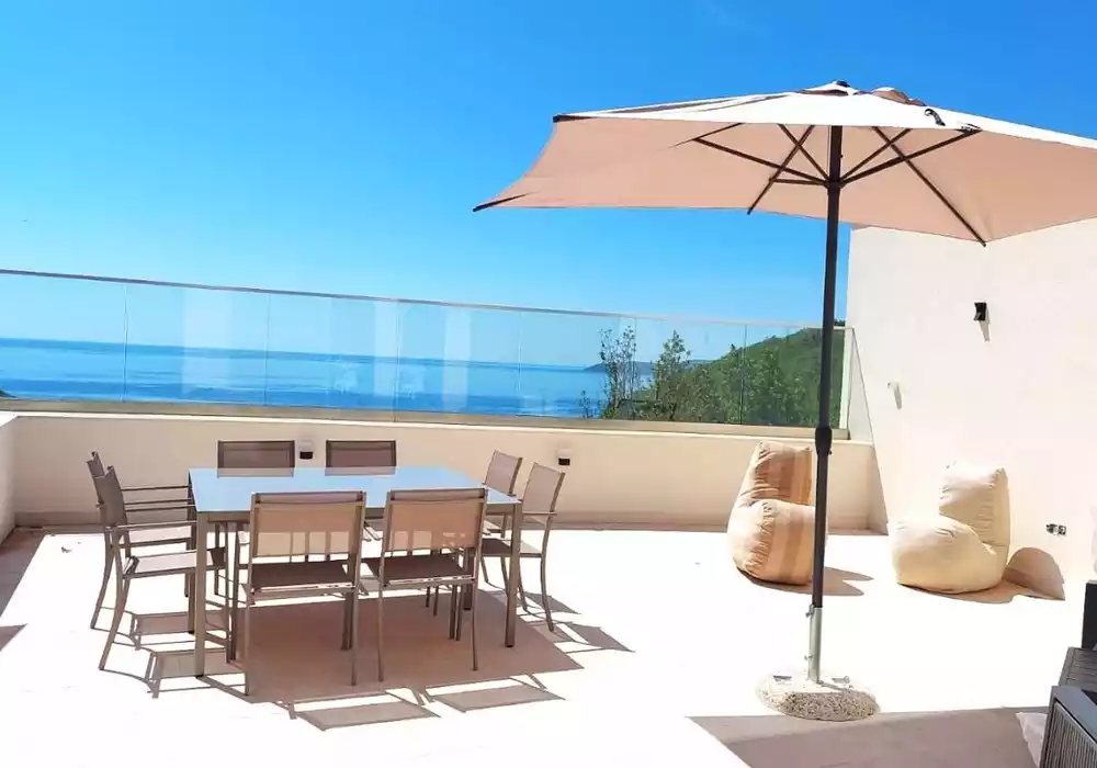 Villa 535m² in Montenegro, Sveti Stefan. Priced at 2300000€ rent photo-16