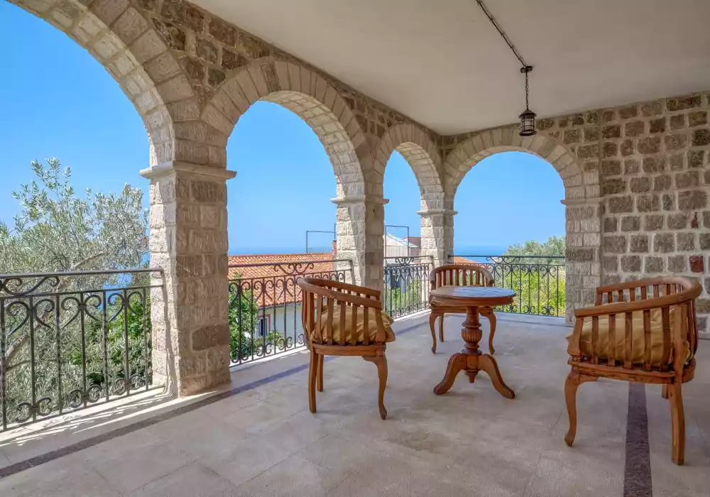 Villa 500m² in Montenegro, Rezevici. Priced at 2850000€ rent photo-25