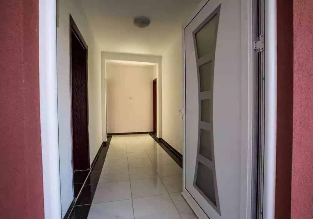 Flat 36m² in Montenegro, Bar. Priced at 55000€ rent photo-2
