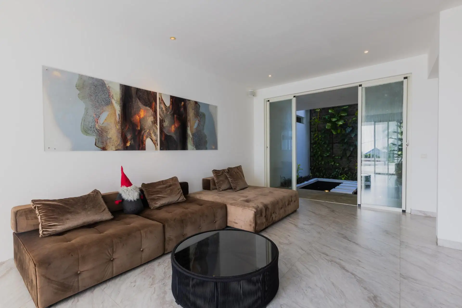 Villa 716m² in Indonesia, Bukit-Ungasan. Priced at 1100000$ rent photo-19