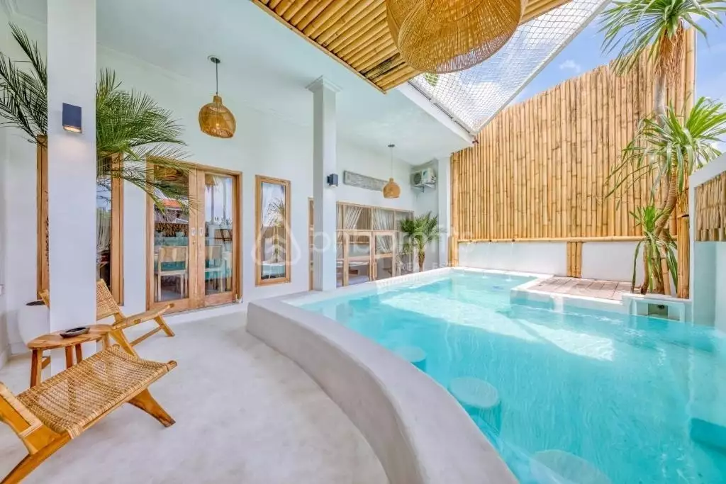 Villa 400m² in Indonesia, Canggu-Berawa. Priced at 800000$ rent photo-2