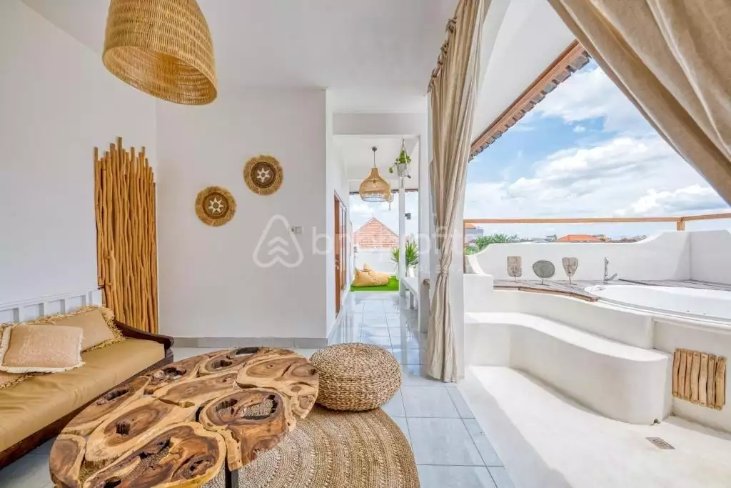 Villa 400m² in Indonesia, Canggu-Berawa. Priced at 800000$ rent photo-5