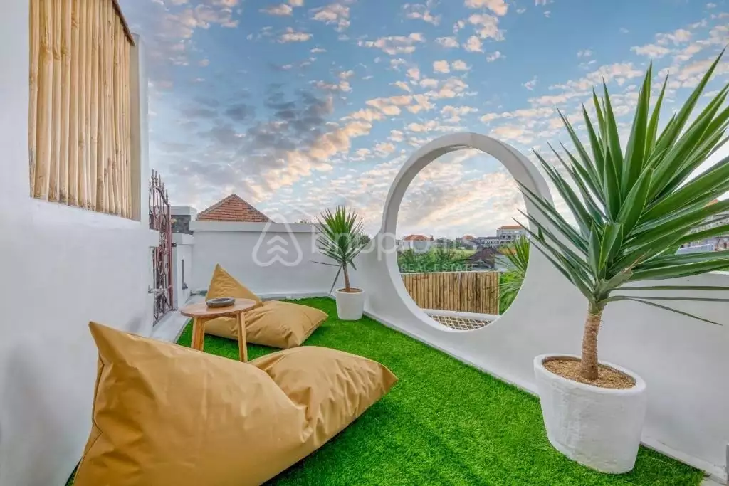 Villa 400m² in Indonesia, Canggu-Berawa. Priced at 800000$ rent photo-8