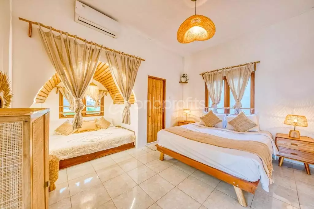 Villa 400m² in Indonesia, Canggu-Berawa. Priced at 800000$ rent photo-9