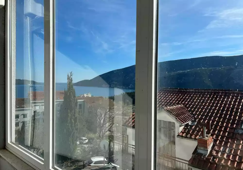 Flat 53m² in Montenegro, Igalo. Priced at 65835€ rent photo-3
