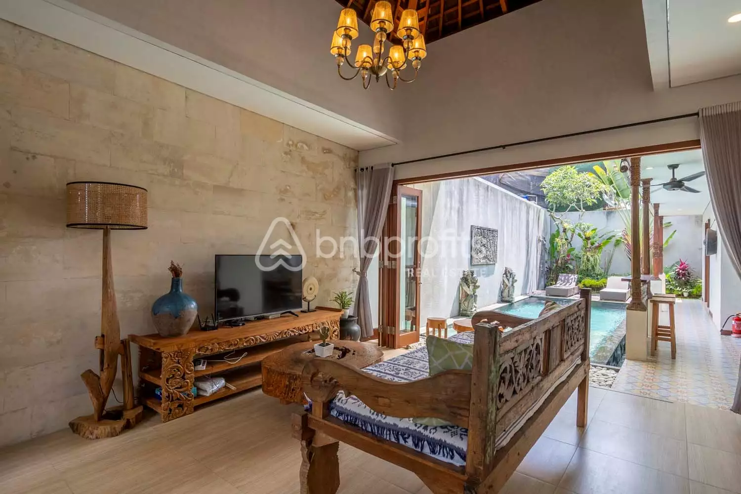 Villa 175m² in Indonesia, Ubud-Sayan. Priced at 227100$ rent photo-2