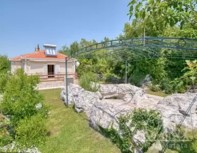 Купить дом в Черногории 220000€