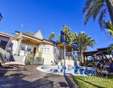 Купить villa в Spain 1500000€