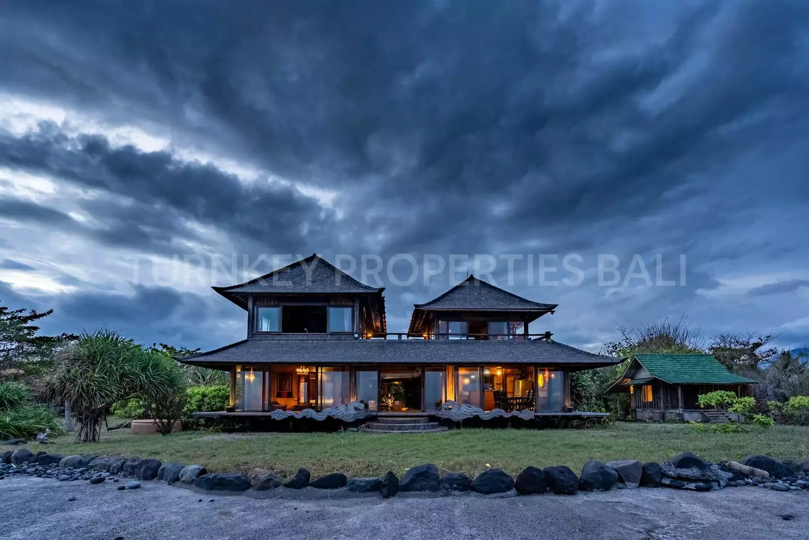 Villa 541m² in Indonesia, Karangasem. Priced at 1500000$ rent photo-8